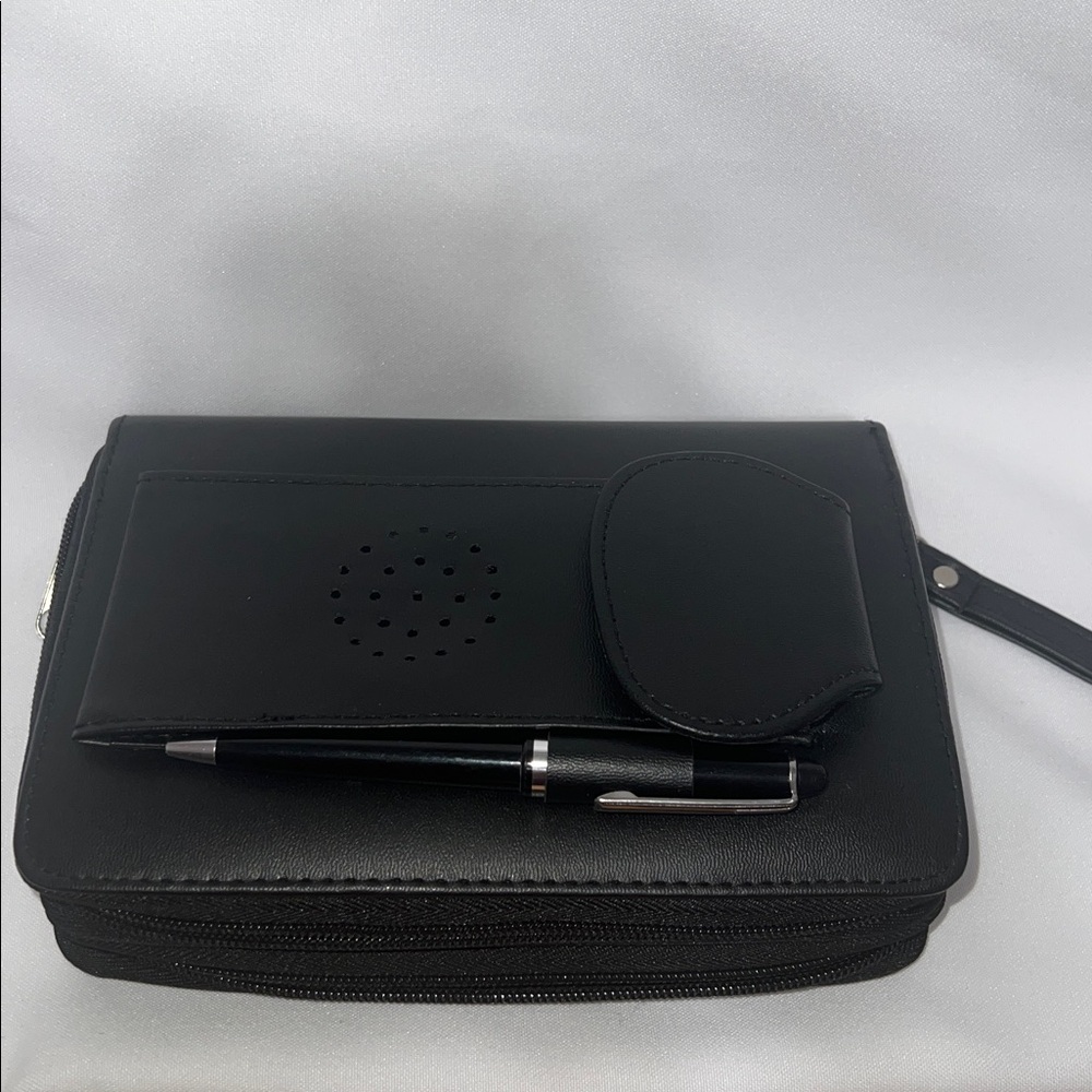 On File Black Leather Wristlet Planner - Picture 4 of 6